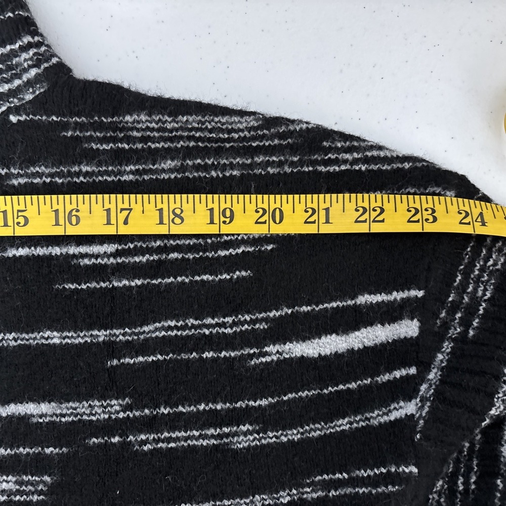 T by Talbots Women's‎ LP Mock Turtleneck Wool Blend Black White Striped Sweater - Picture 12 of 14